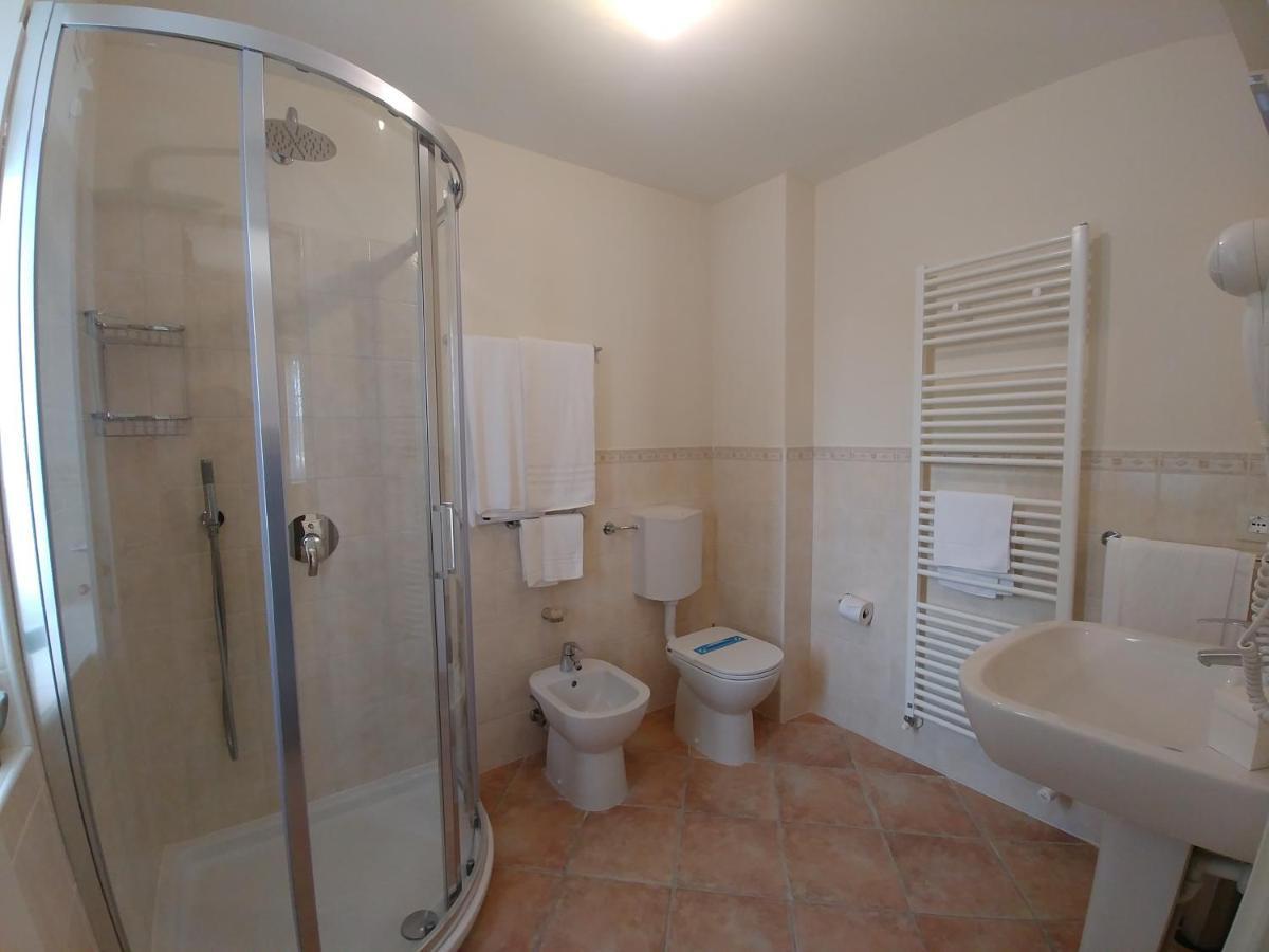 Casale In Collina Guest House Capriva del Friuli Екстериор снимка