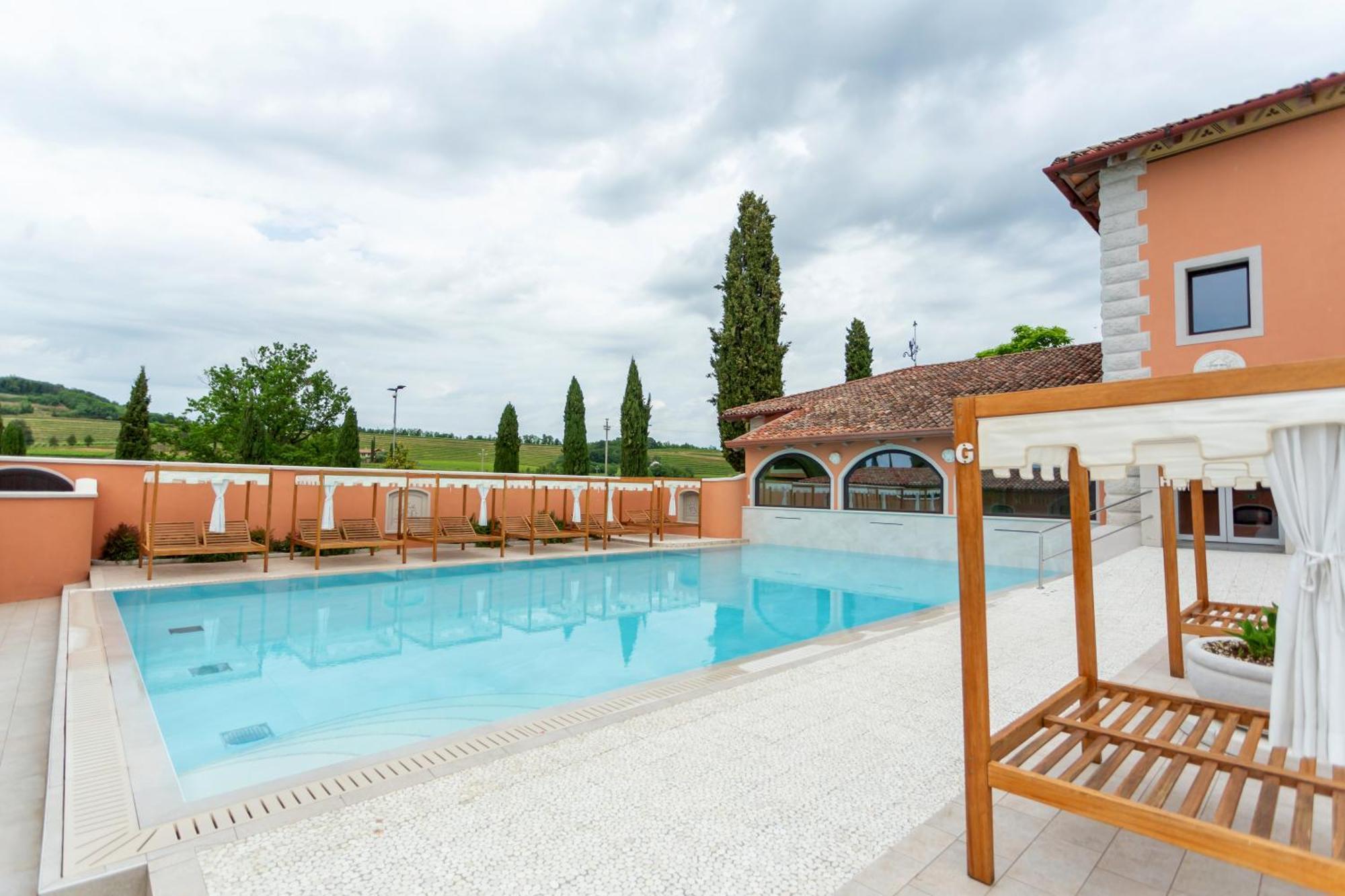 Casale In Collina Guest House Capriva del Friuli Екстериор снимка