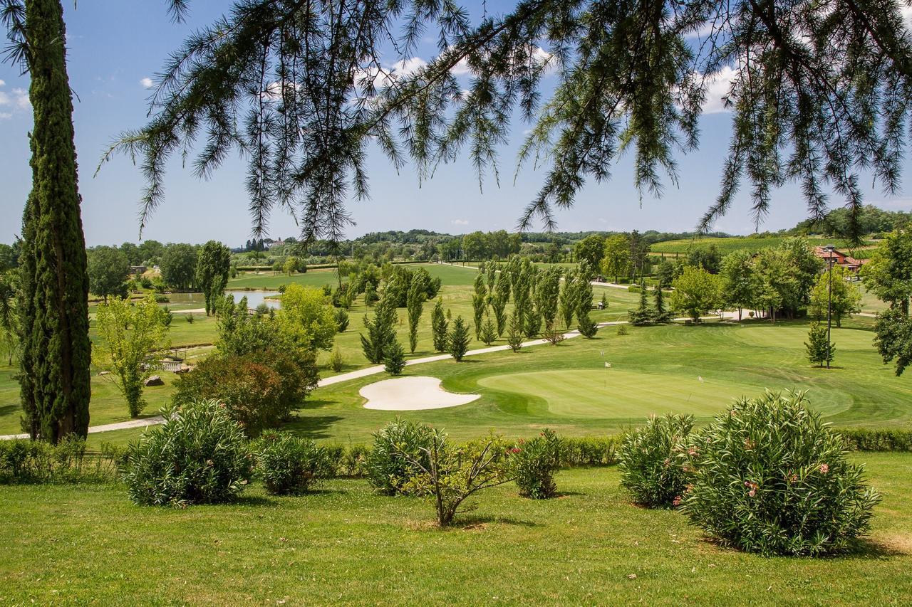 Casale In Collina Guest House Capriva del Friuli Екстериор снимка